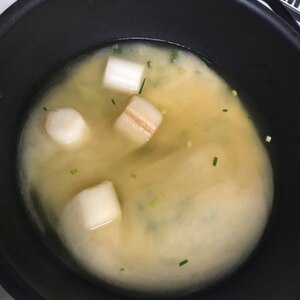 白菜とお麩の味噌汁